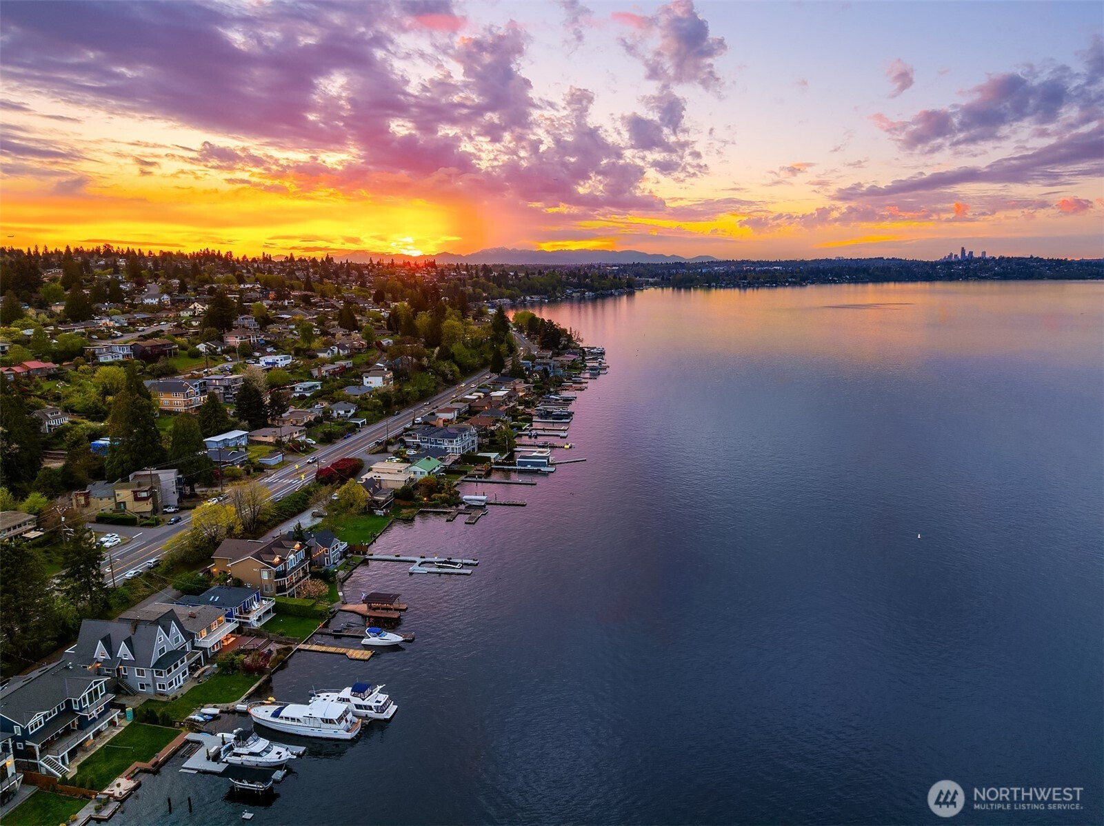 10624 Rainier Avenue S, Seattle, WA 98178