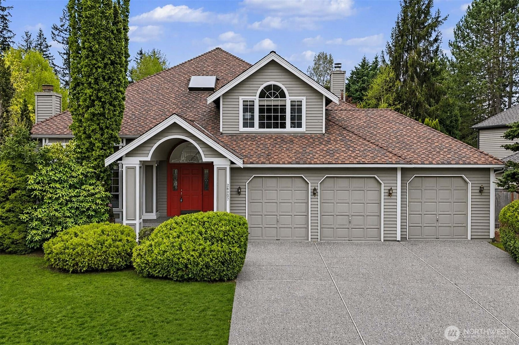 26057 SE 38th St, Sammamish, WA 98029