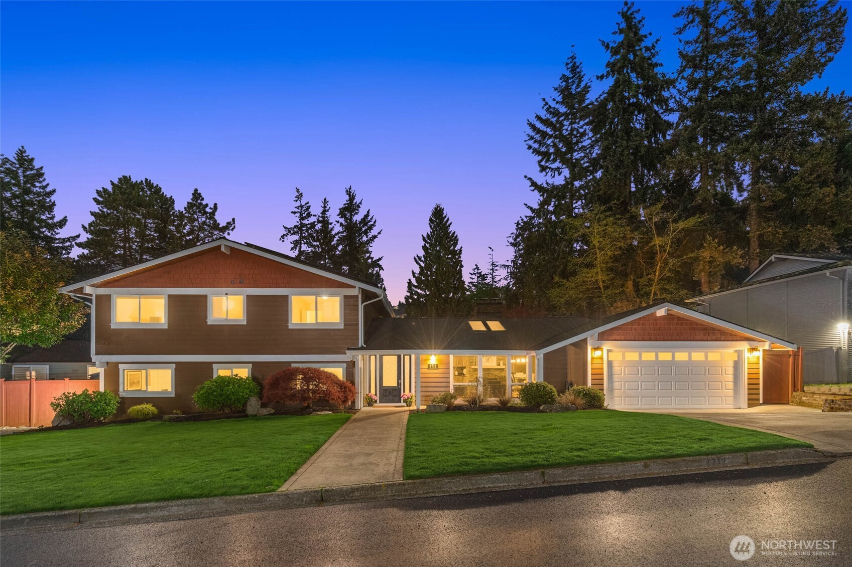 4712 125th Avenue SE, Bellevue, WA 98006