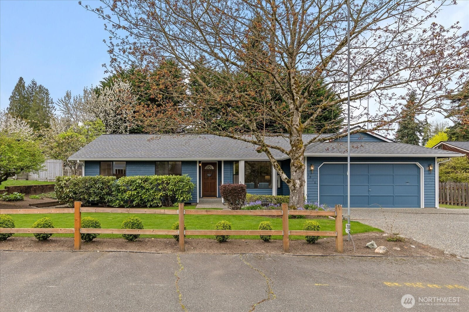 3910 Maple Road, Lynnwood, WA 98037