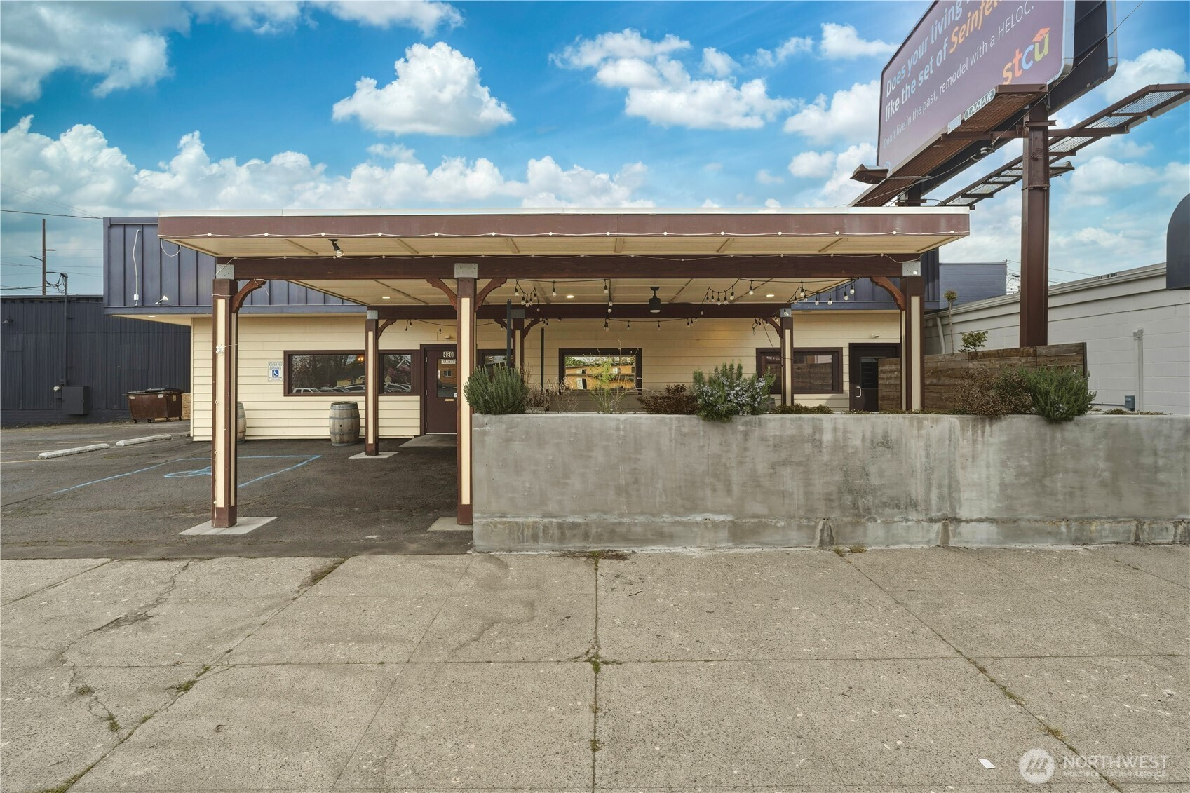 430 W MAIN Street W, Walla Walla, WA 99362