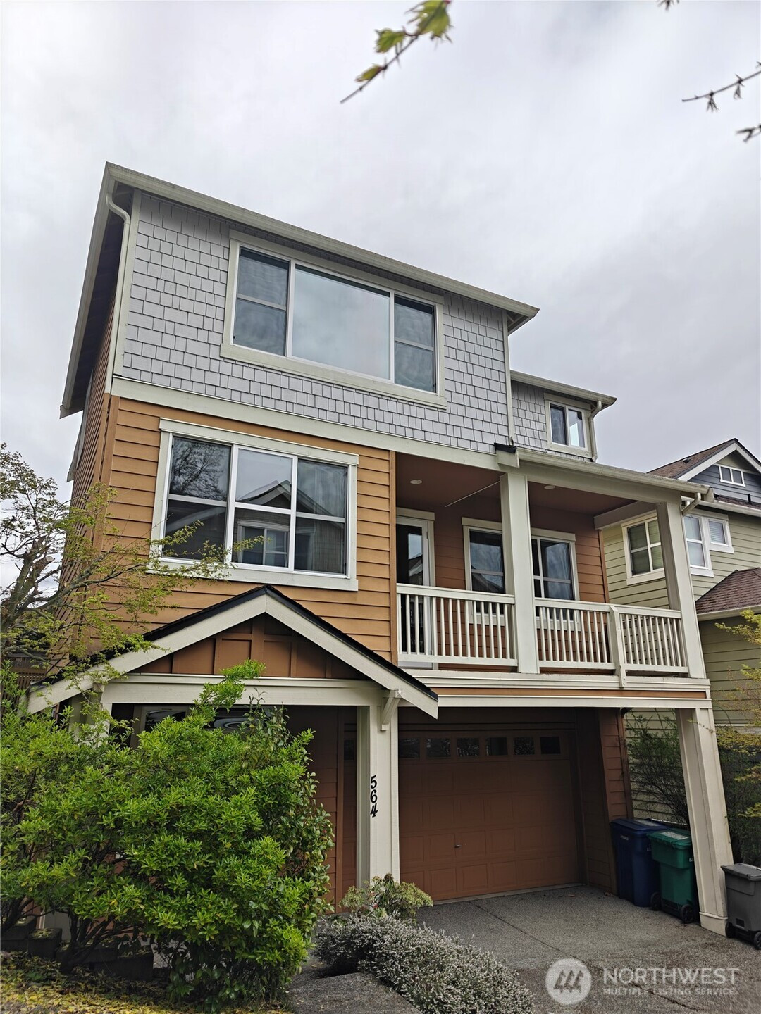 564 MOUNTAIN VIEW Lane NW, Issaquah, WA 98027