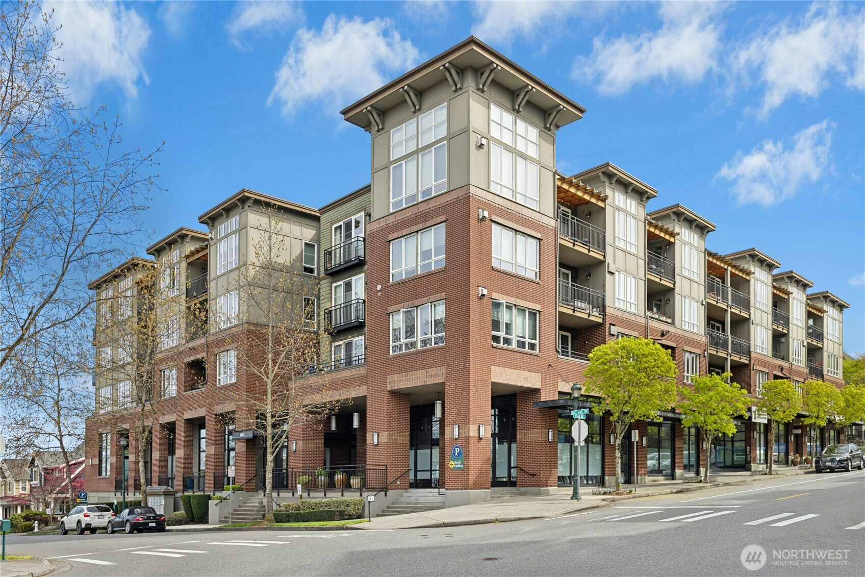 1880 25th Avenue NE, Issaquah, WA 98029