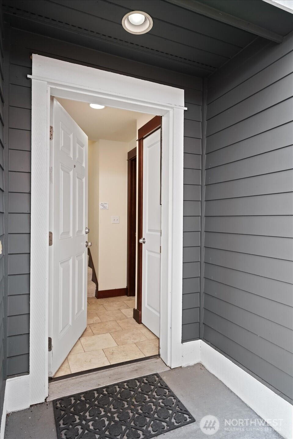 2205 NE 92nd Street, Seattle, WA 98115