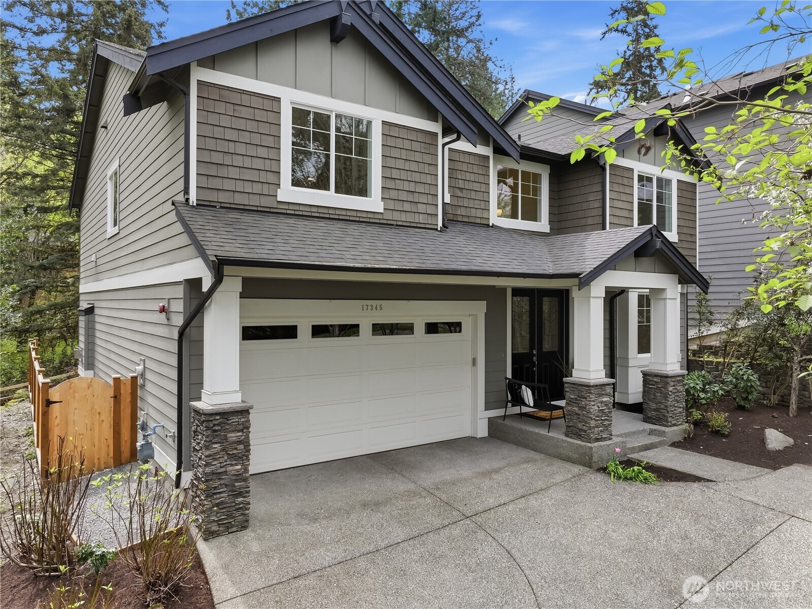 17345 NE 36th Street, Redmond, WA 98052