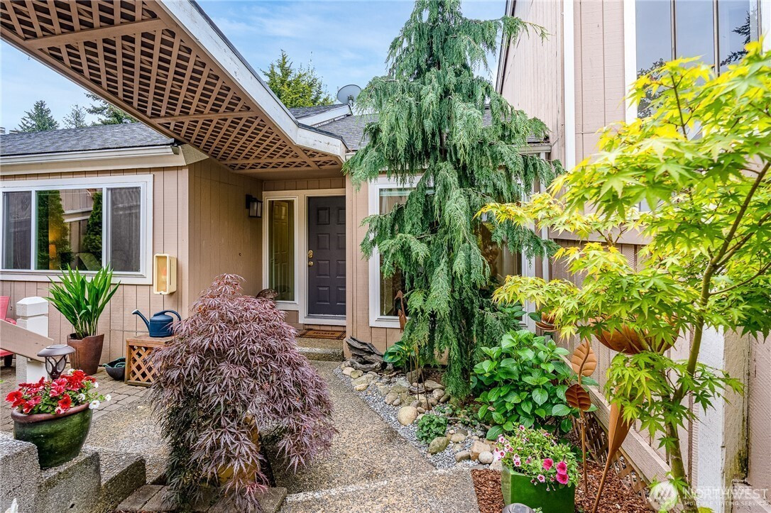 3213 SW 319th Place, Federal Way, WA 98023