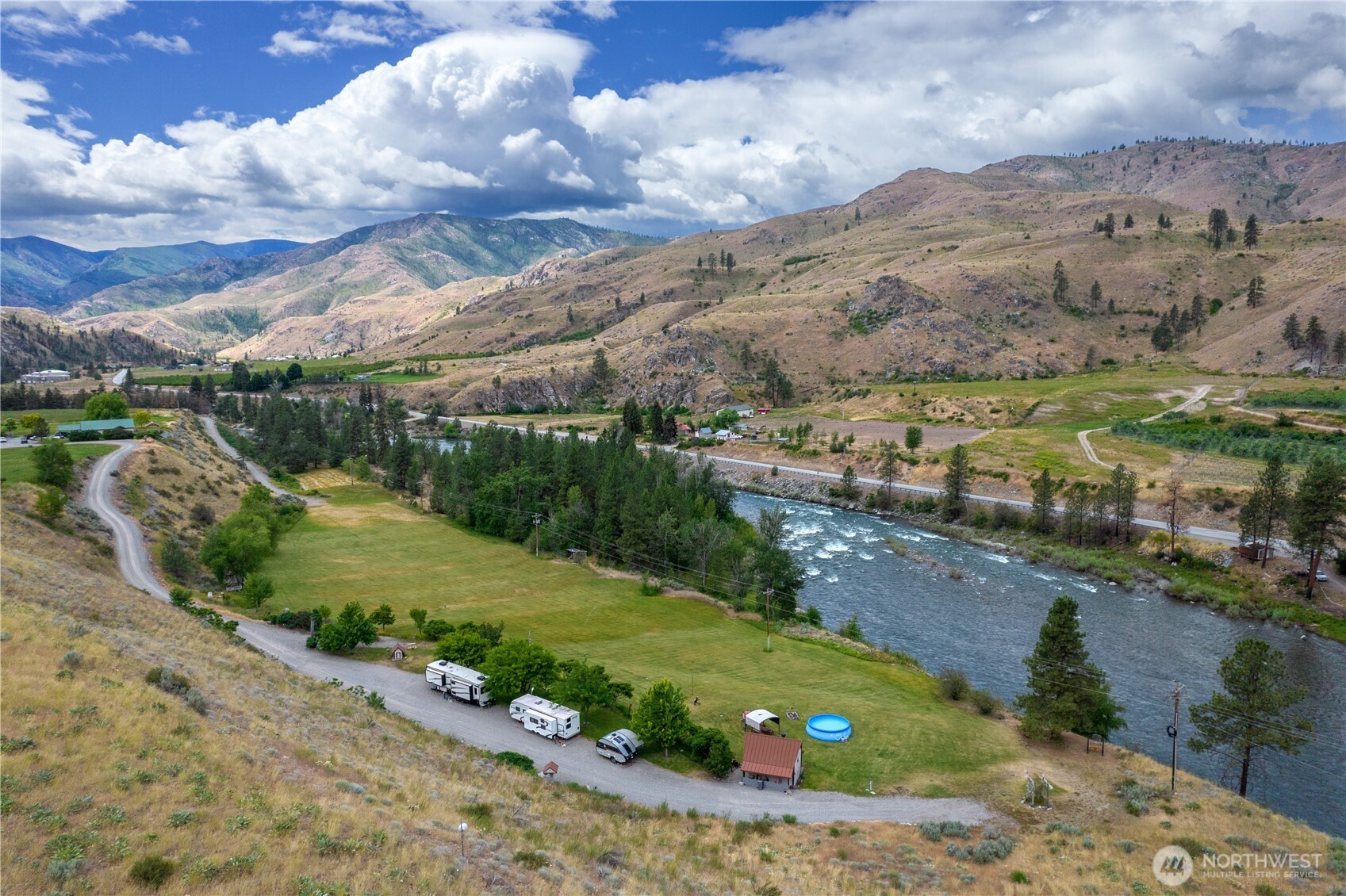 30 Whitewater Drive, Pateros, WA 98846