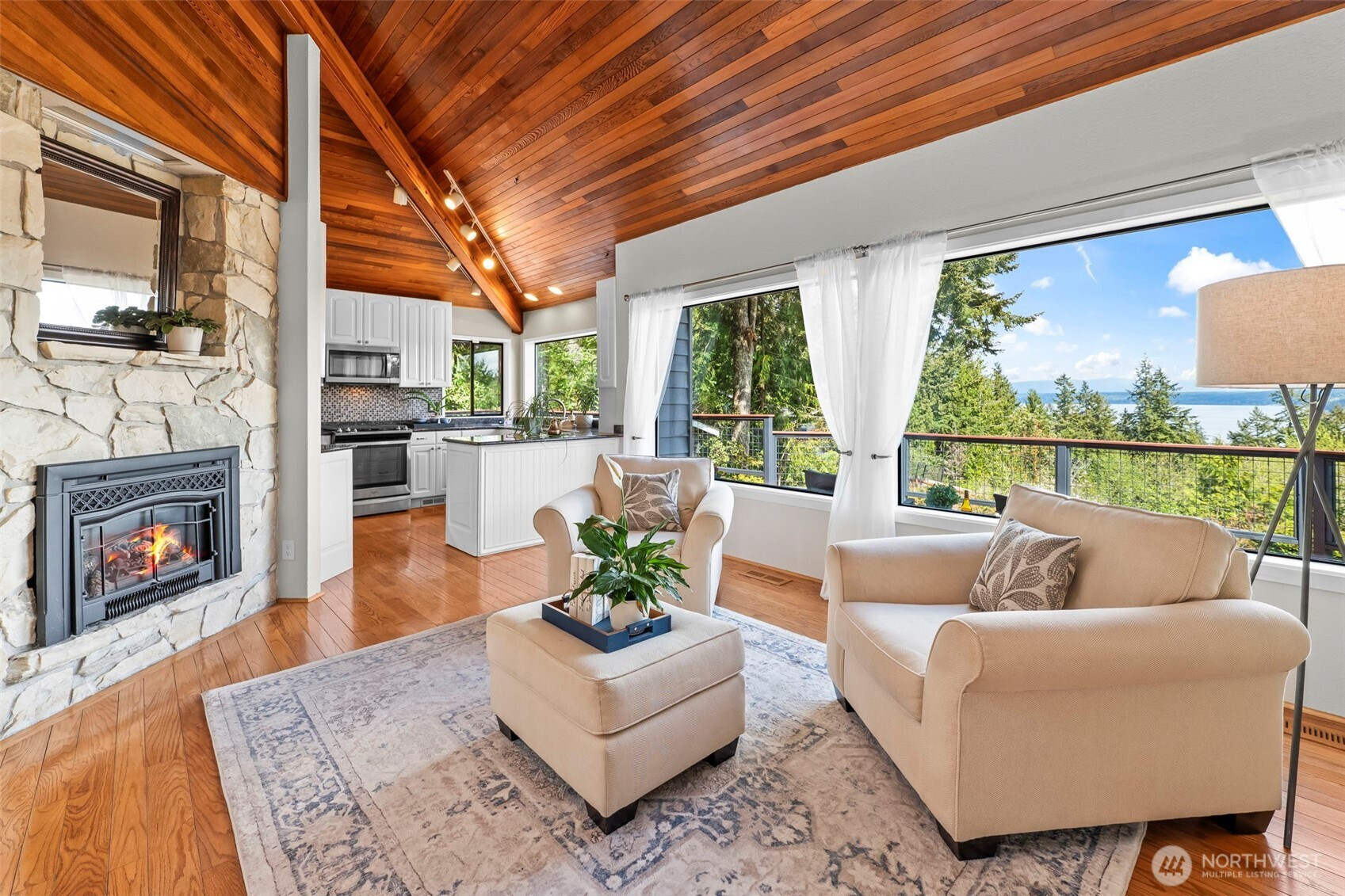 14581 NW Honeyhill Loop, Seabeck, WA 98380