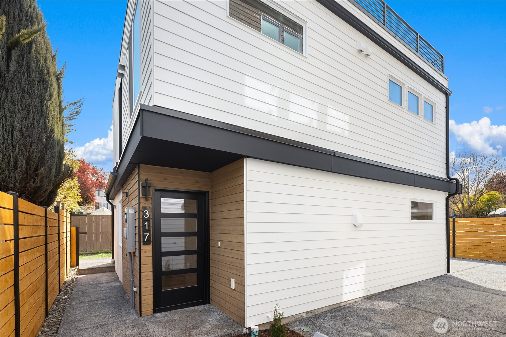 317 NW 87th Street, Seattle, WA 98117