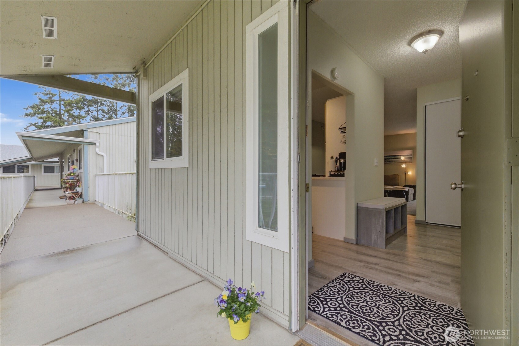 5804 200th Street SW, Lynnwood, WA 98036