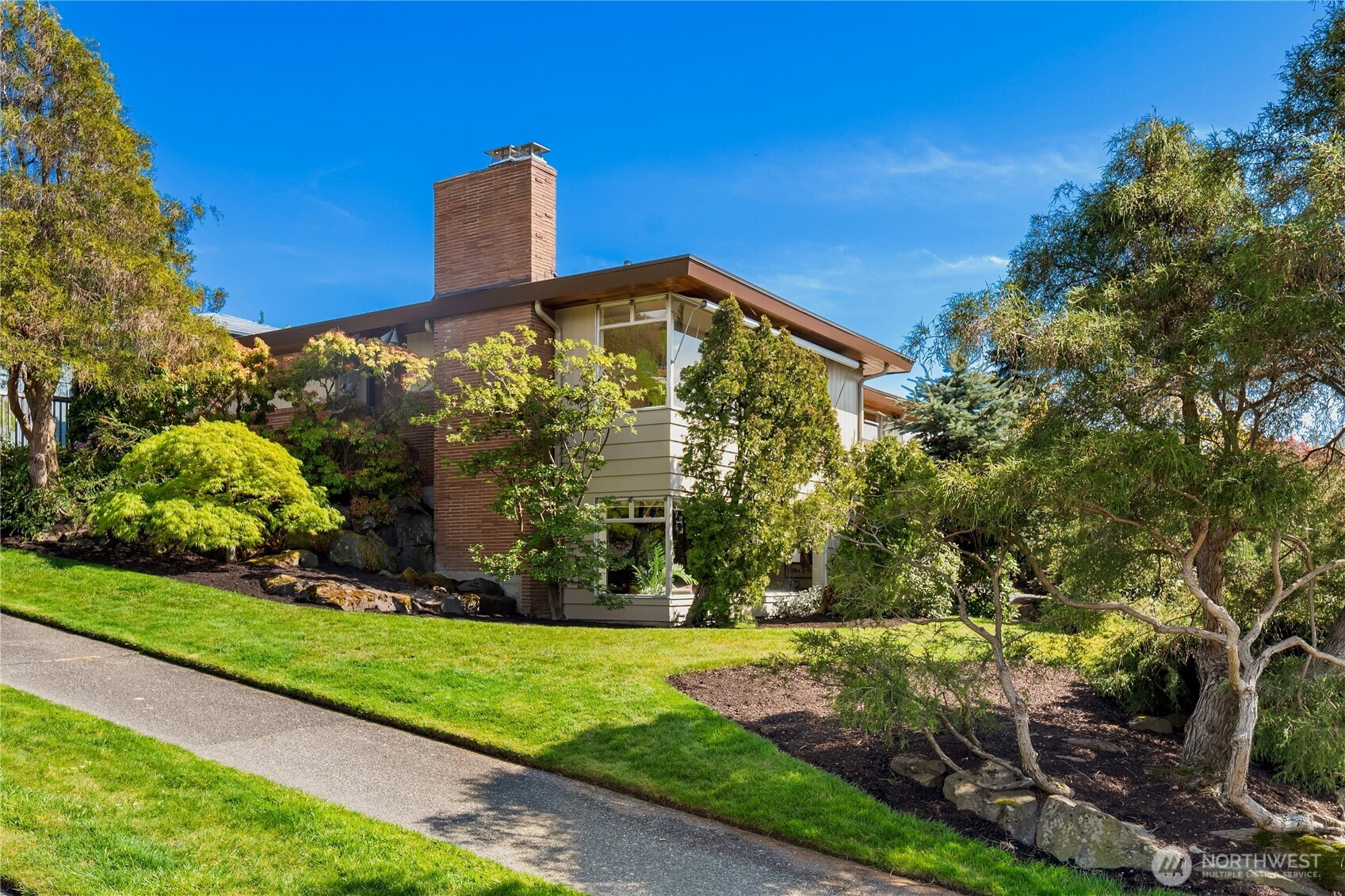 4241 SW Donovan Street, Seattle, WA 98136