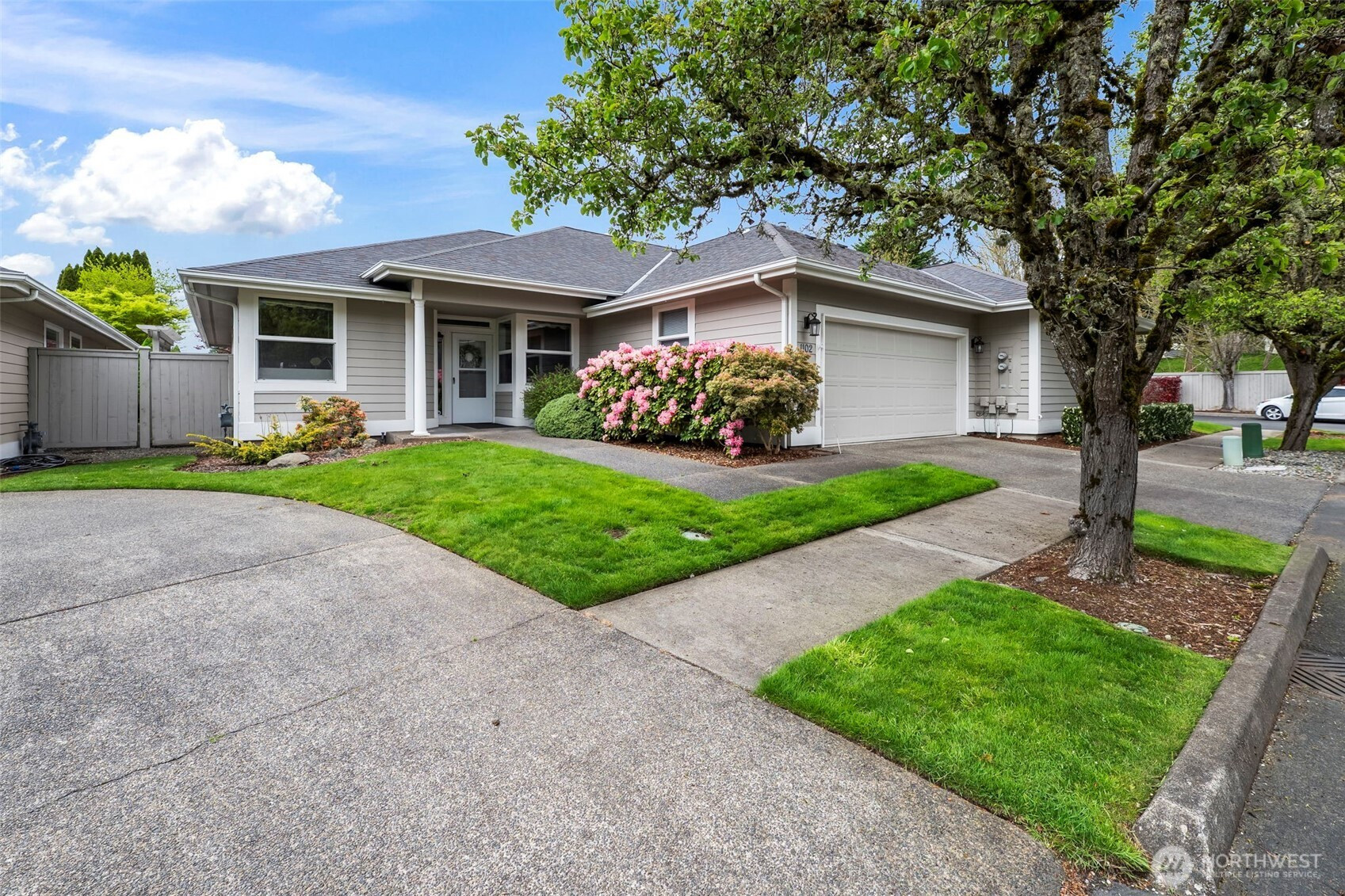1102 Garden Circle, Tacoma, WA 98466
