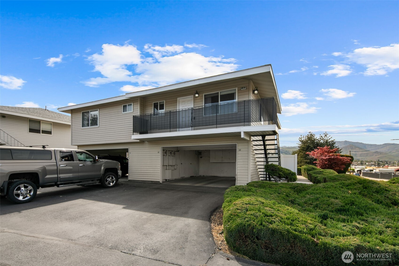 100 Simon Street, East Wenatchee, WA 98802