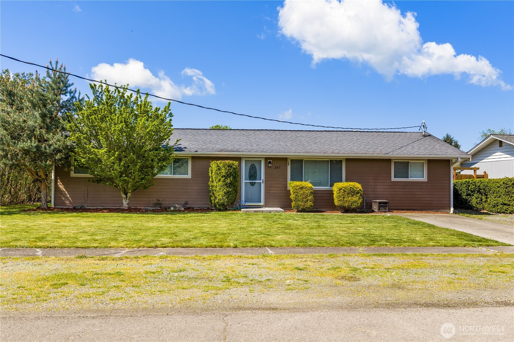 247 S D St, Buckley, WA 98321