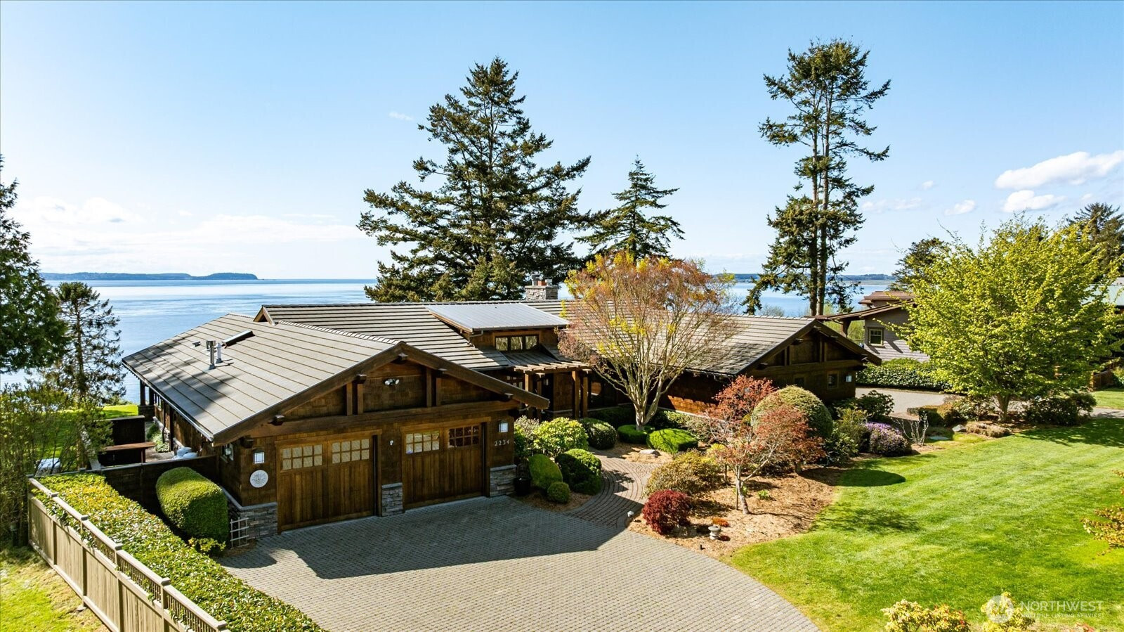 2234 Inverness Way, Coupeville, WA 98239