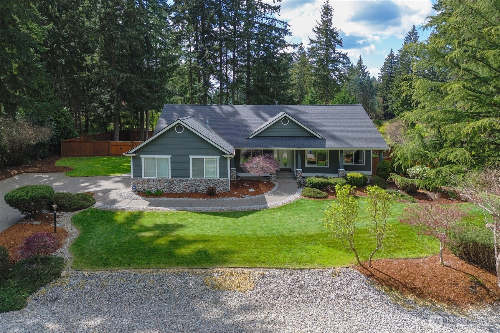8011 Countrywood Drive SE, Olympia, WA 98501