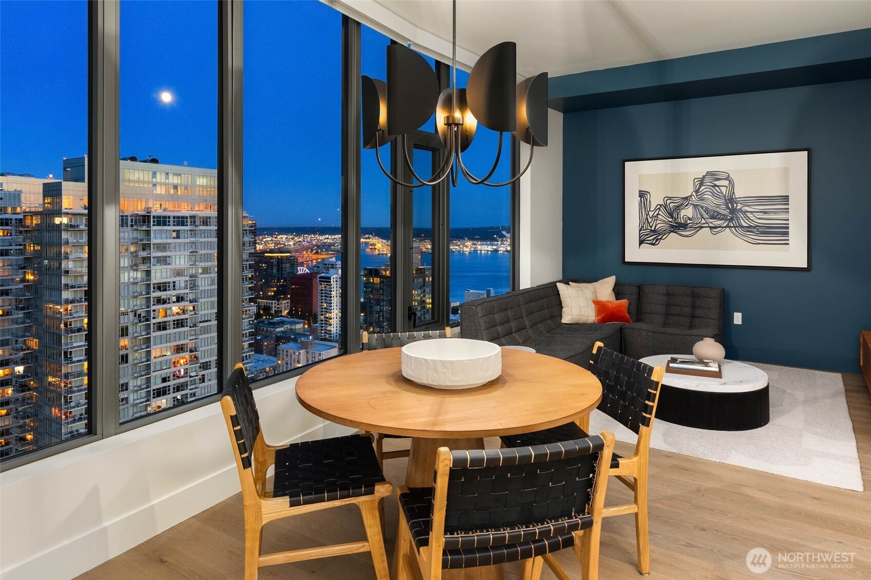 2510 6th Avenue, Seattle, WA 98121