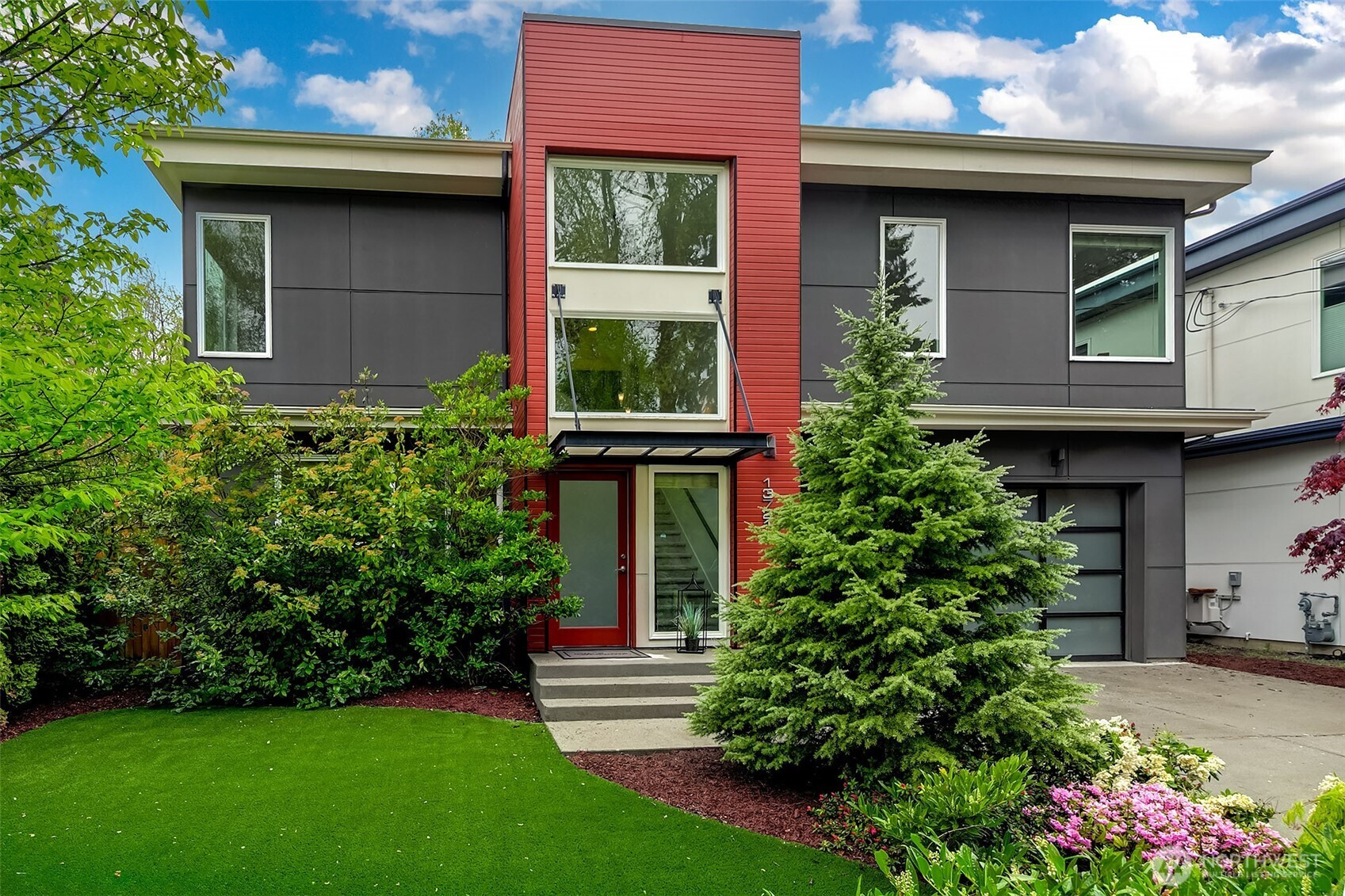 13721 Meridian Avenue N, Seattle, WA 98133