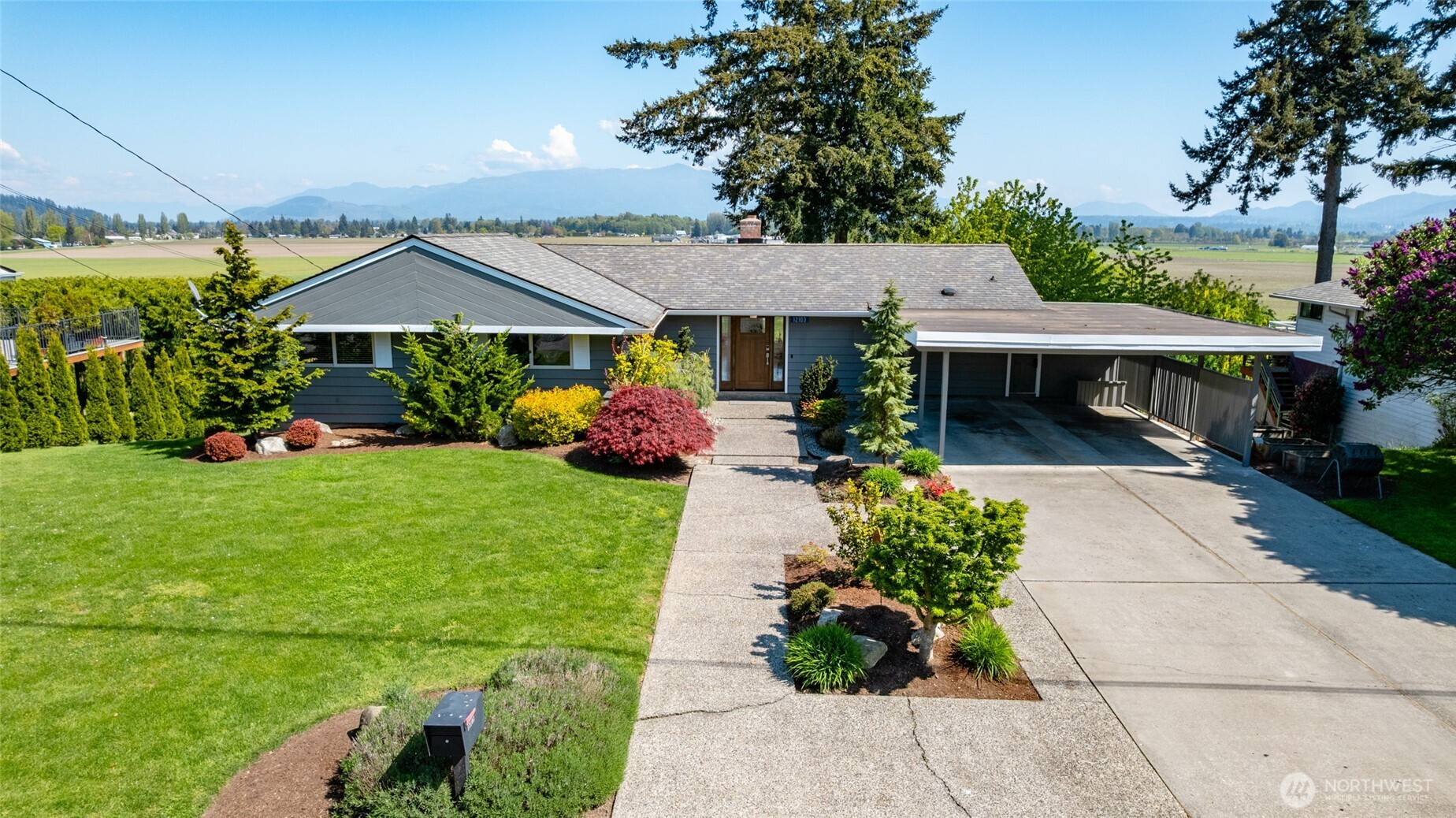 12103 Hilynn Drive, Burlington, WA 98233