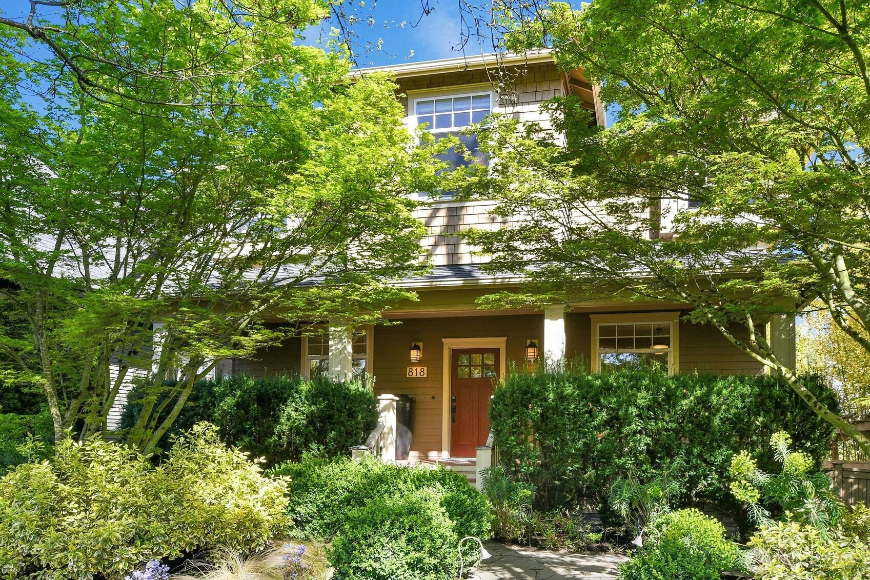 818 24th Avenue, Seattle, WA 98122