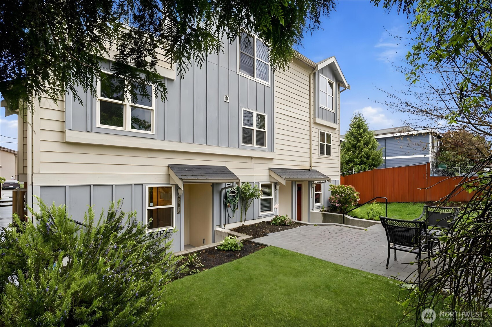 9010 18th Ave SW, Seattle, WA 98106