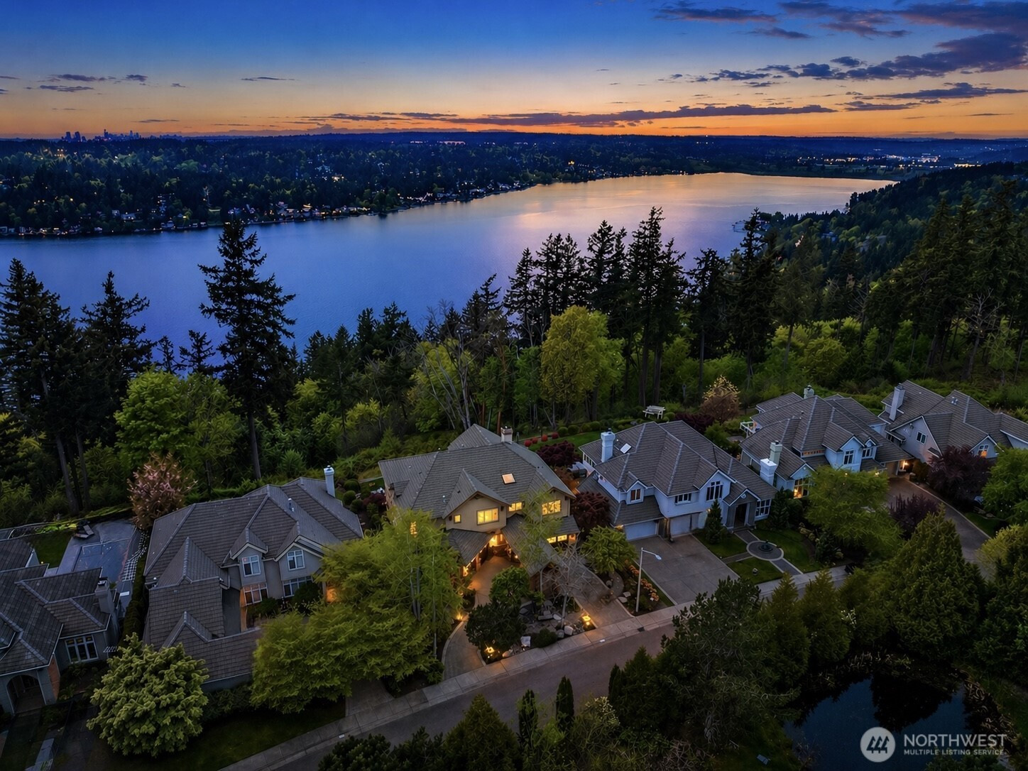 2457 204th Terrace NE, Sammamish, WA 98074