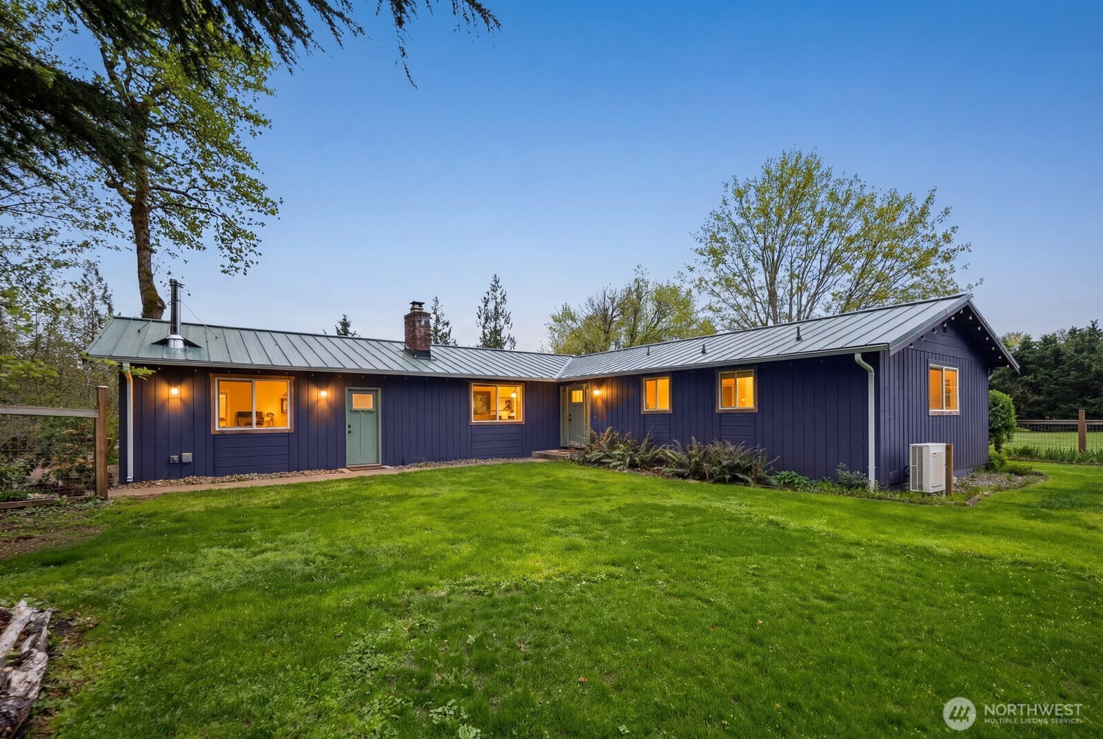 36631 SE Fall City Snoqualmie Road, Fall City, WA 98024