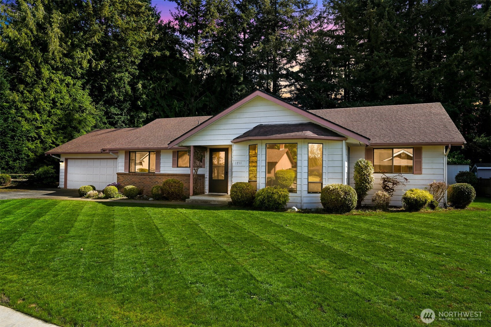 1711 Village Drive, Lynden, WA 98264