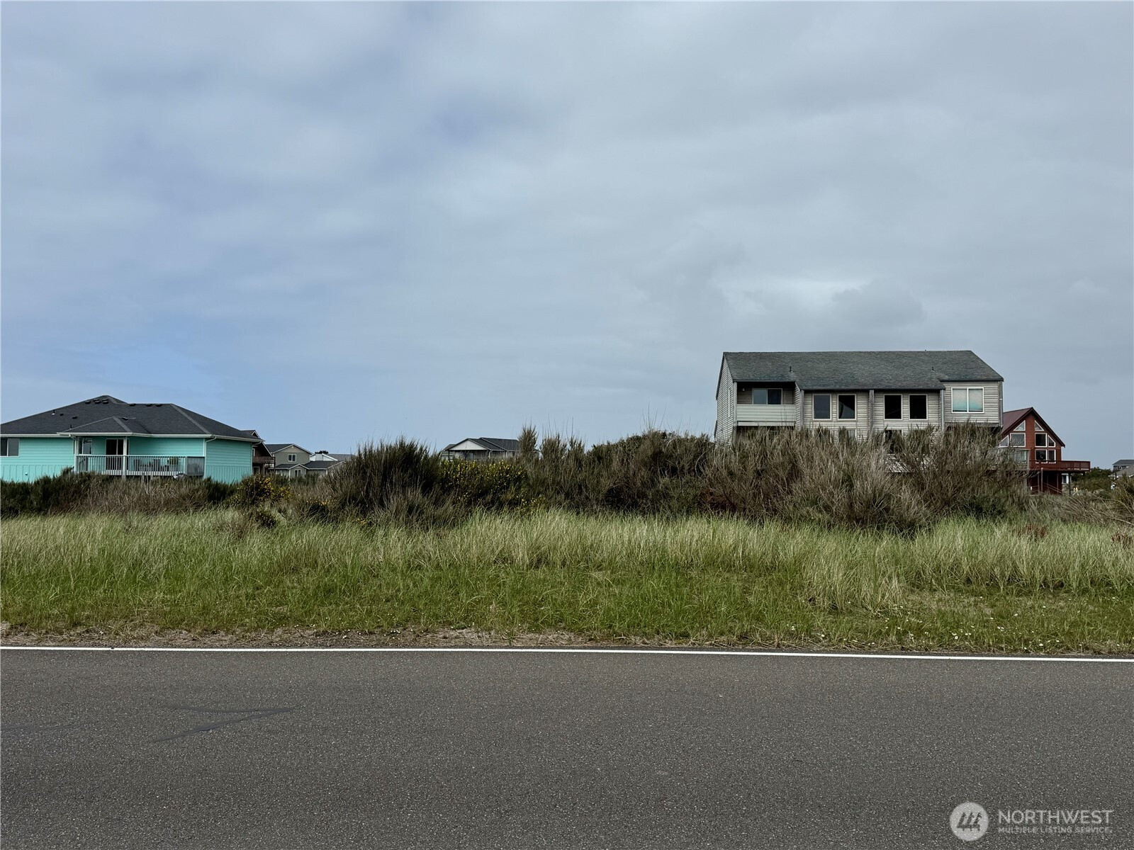 1493 E Ocean Shores Boulevard SW, Ocean Shores, WA 98569