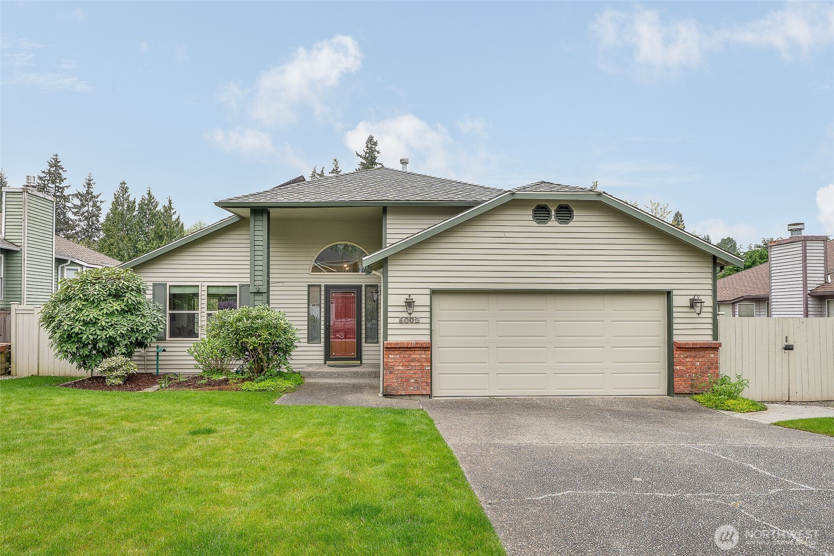 5002 9th Avenue W, Everett, WA 98203