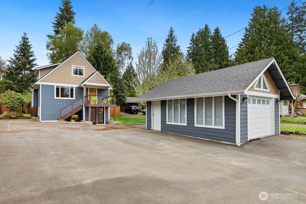 2122 N 128th Street, Seattle, WA 98133