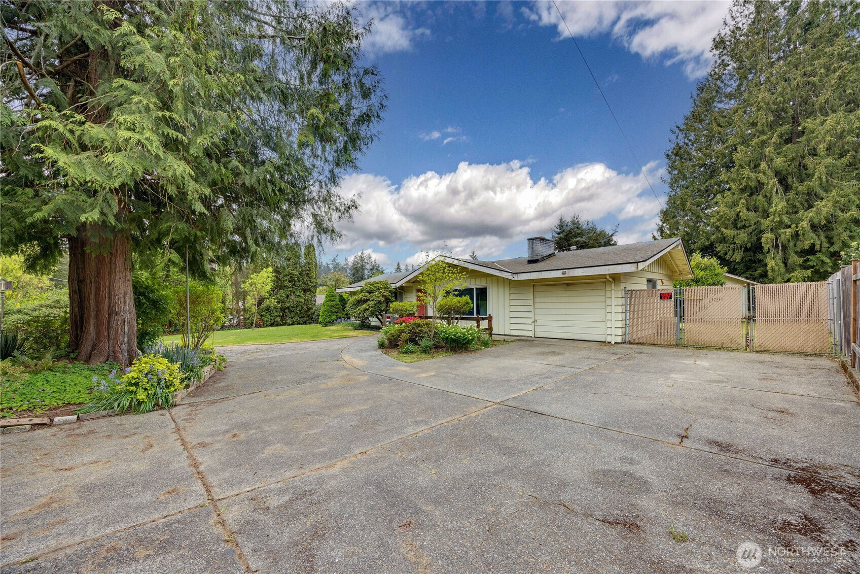 5903 Holland Road NW, Bremerton, WA 98311