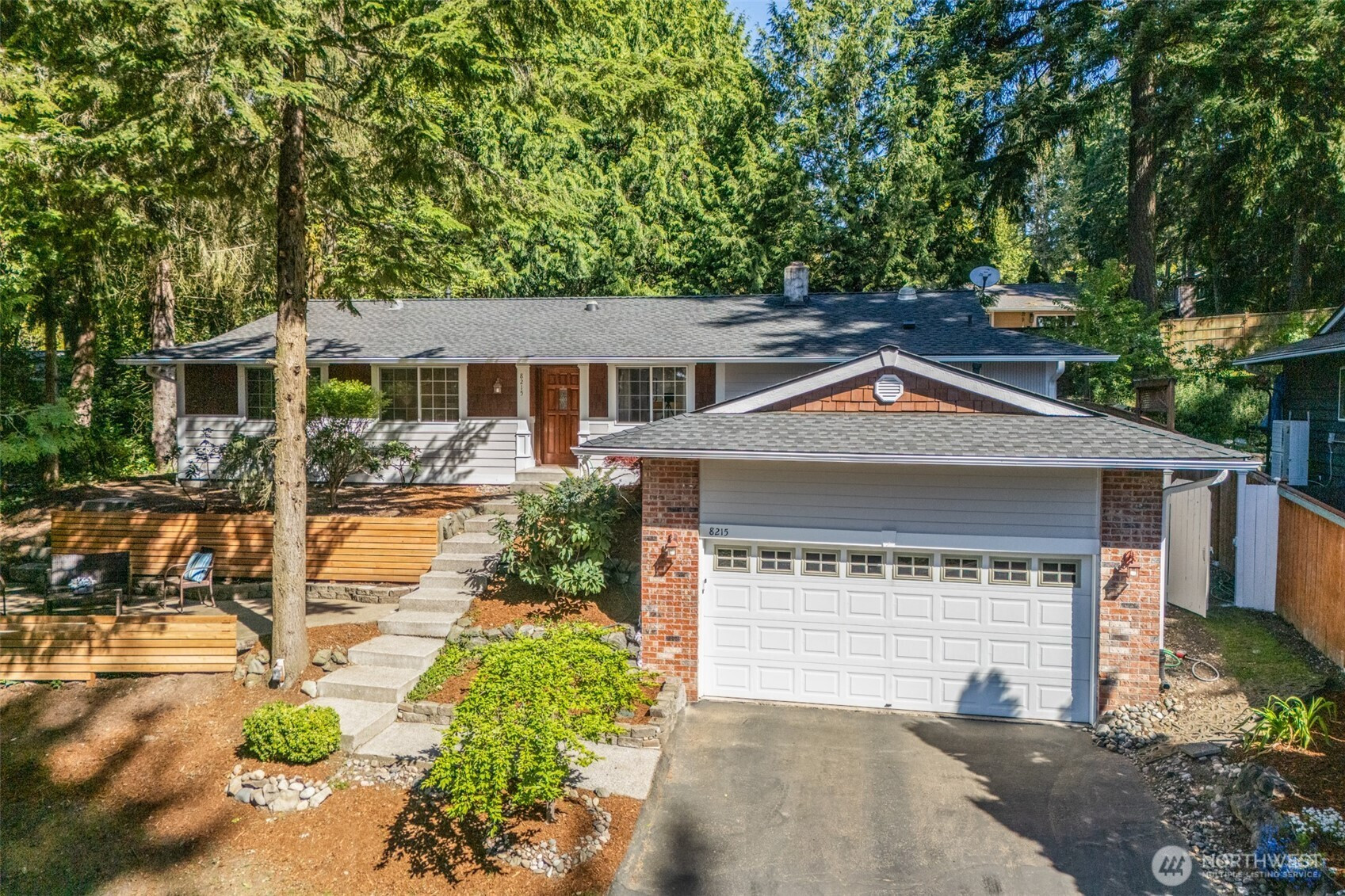8215 172nd Avenue NE, Redmond, WA 98052