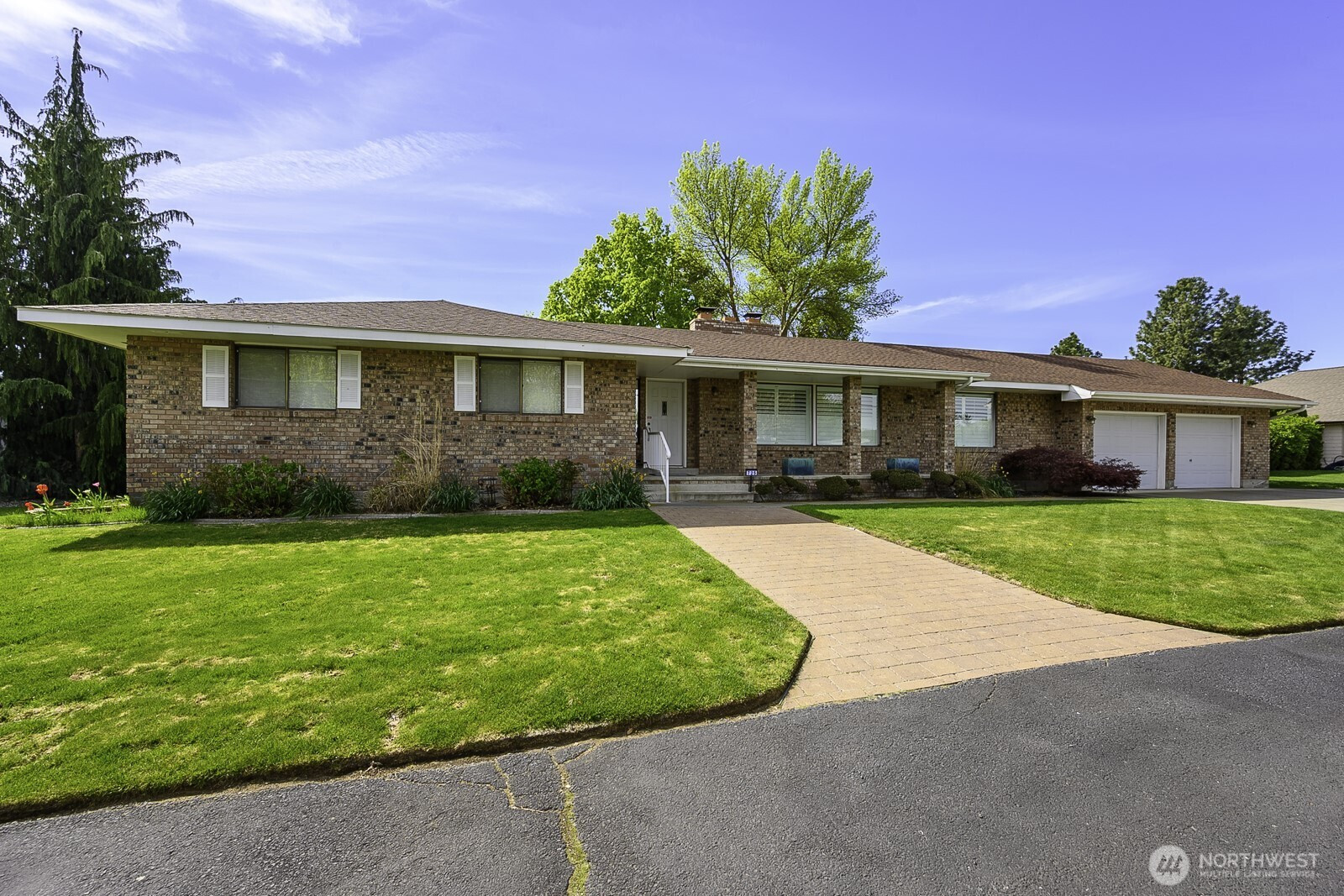 725 Canterbury Road NW, Soap Lake, WA 98851