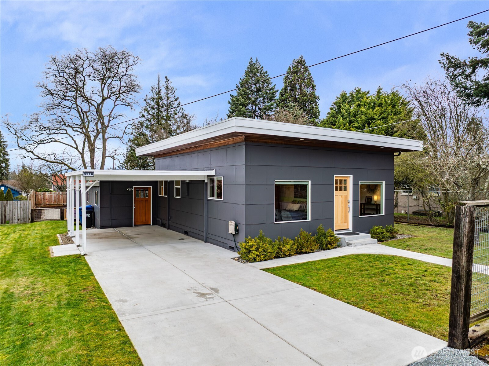 3528 SW 98th Street, Seattle, WA 98126
