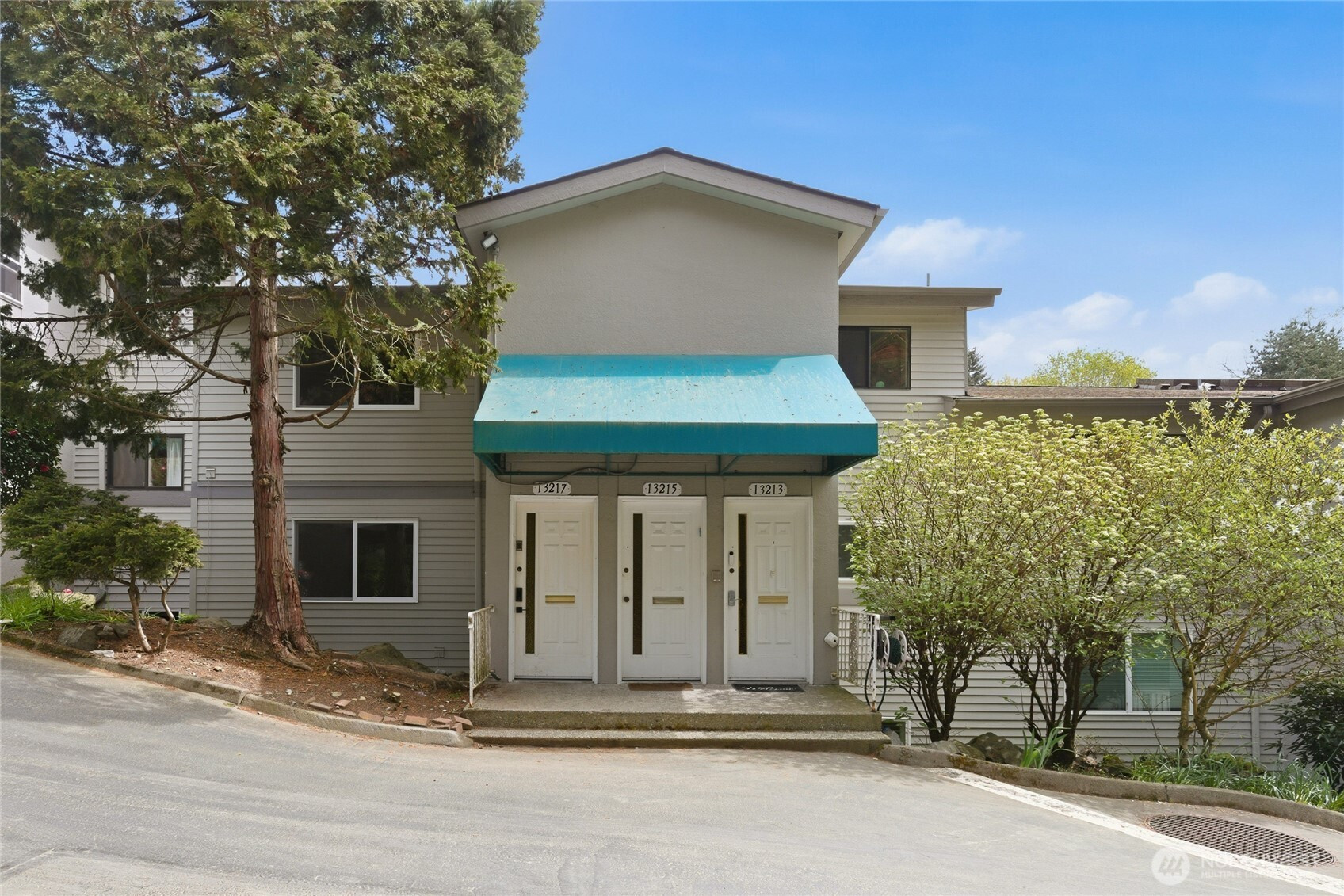 13217 15th Avenue NE, Seattle, WA 98125