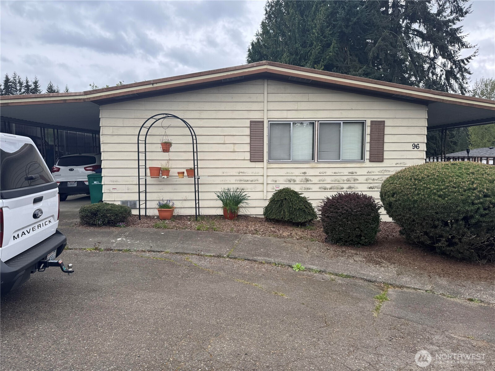 2500 S 370th Street, Federal Way, WA 98003