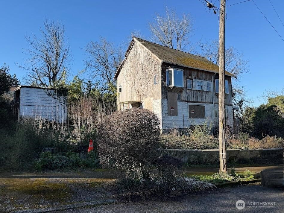 5221 S Ferdinand Street, Seattle, WA 98118