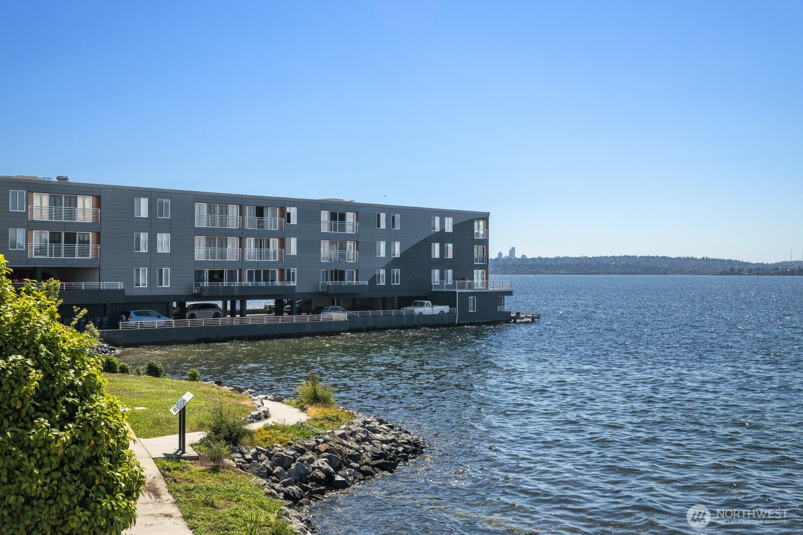 733 Lake Street S, Kirkland, WA 98033