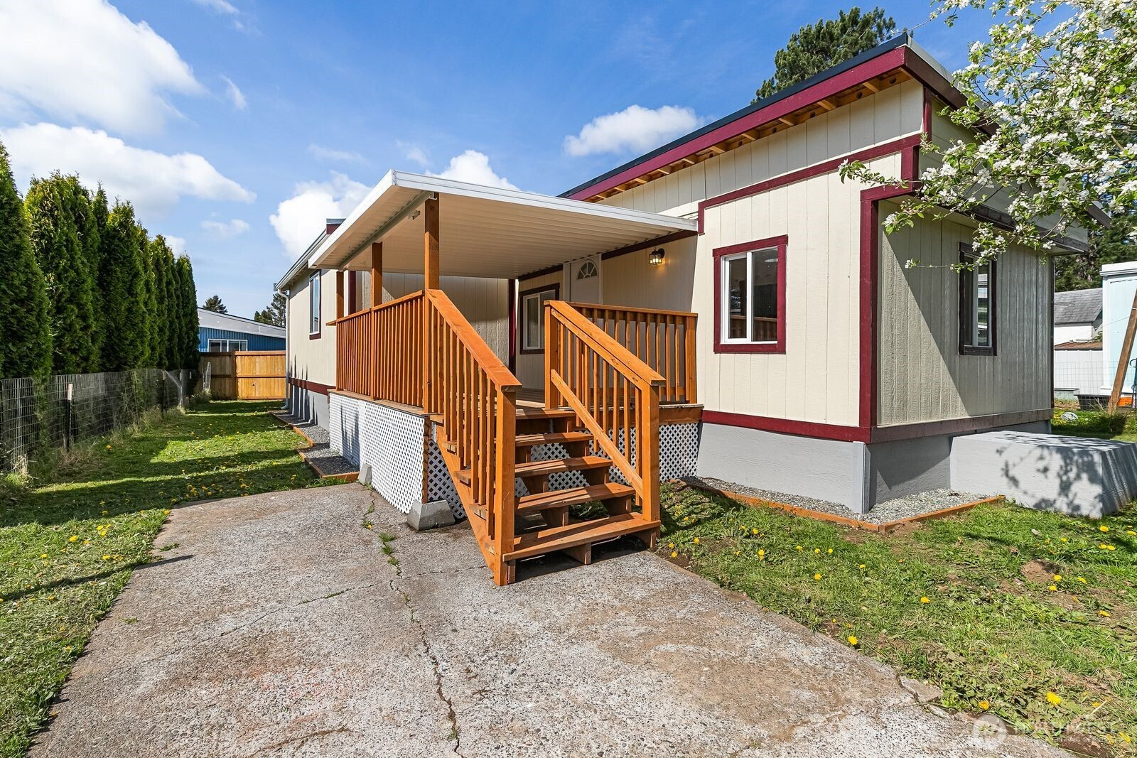 2392 Douglas Road, Ferndale, WA 98248