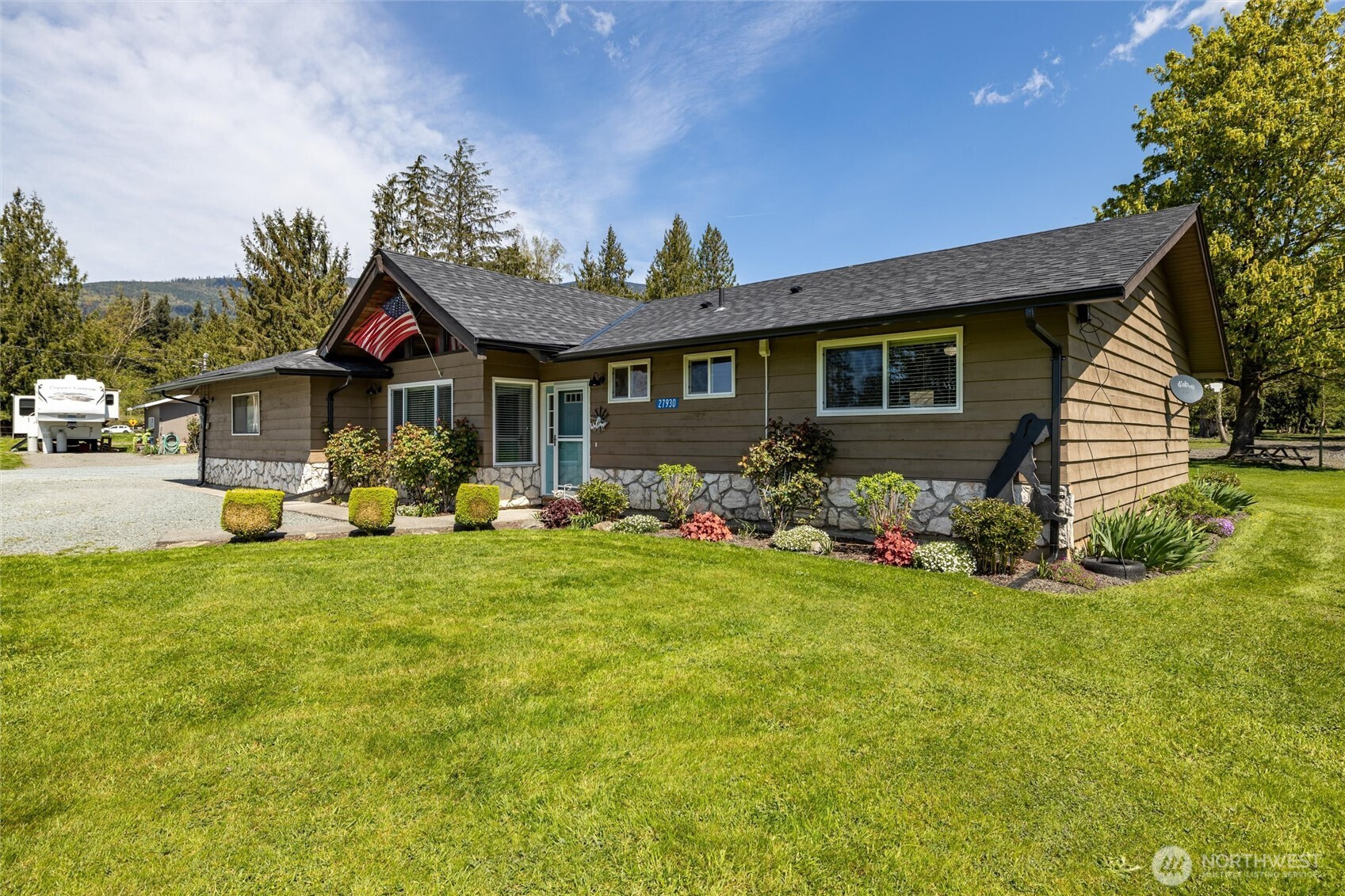 27930 Hoehn Road, Sedro Woolley, WA 98284