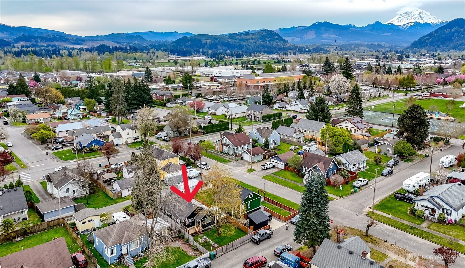 3015 Fredrickson Street, Enumclaw, WA 98022