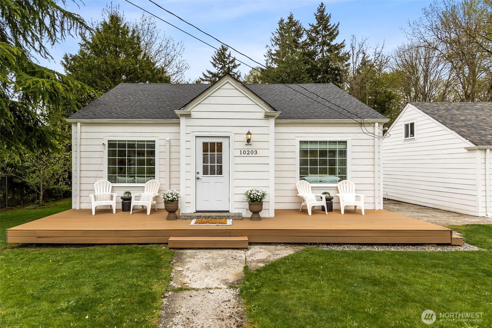 10203 McKinley Avenue E, Tacoma, WA 98445