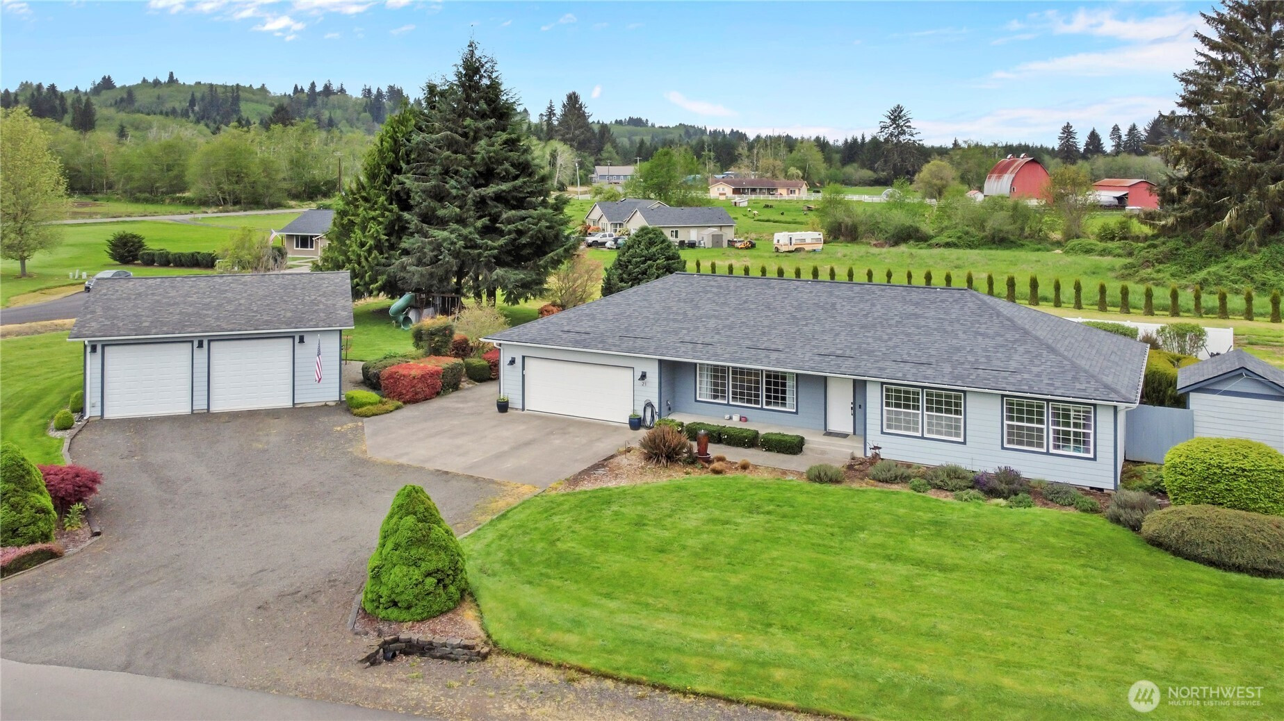 21 Monroe Drive, Cathlamet, WA 98612