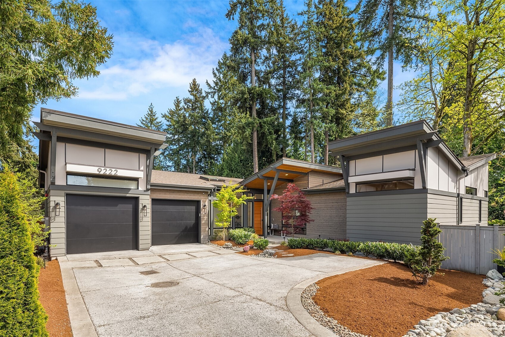 9222 116th Avenue NE, Kirkland, WA 98033