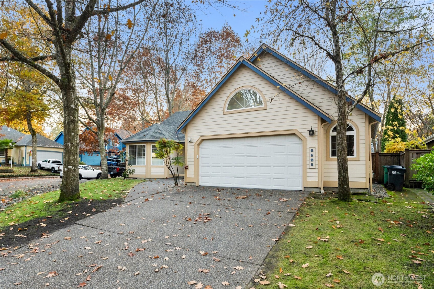 2525 Kempton Street SE, Olympia, WA 98501