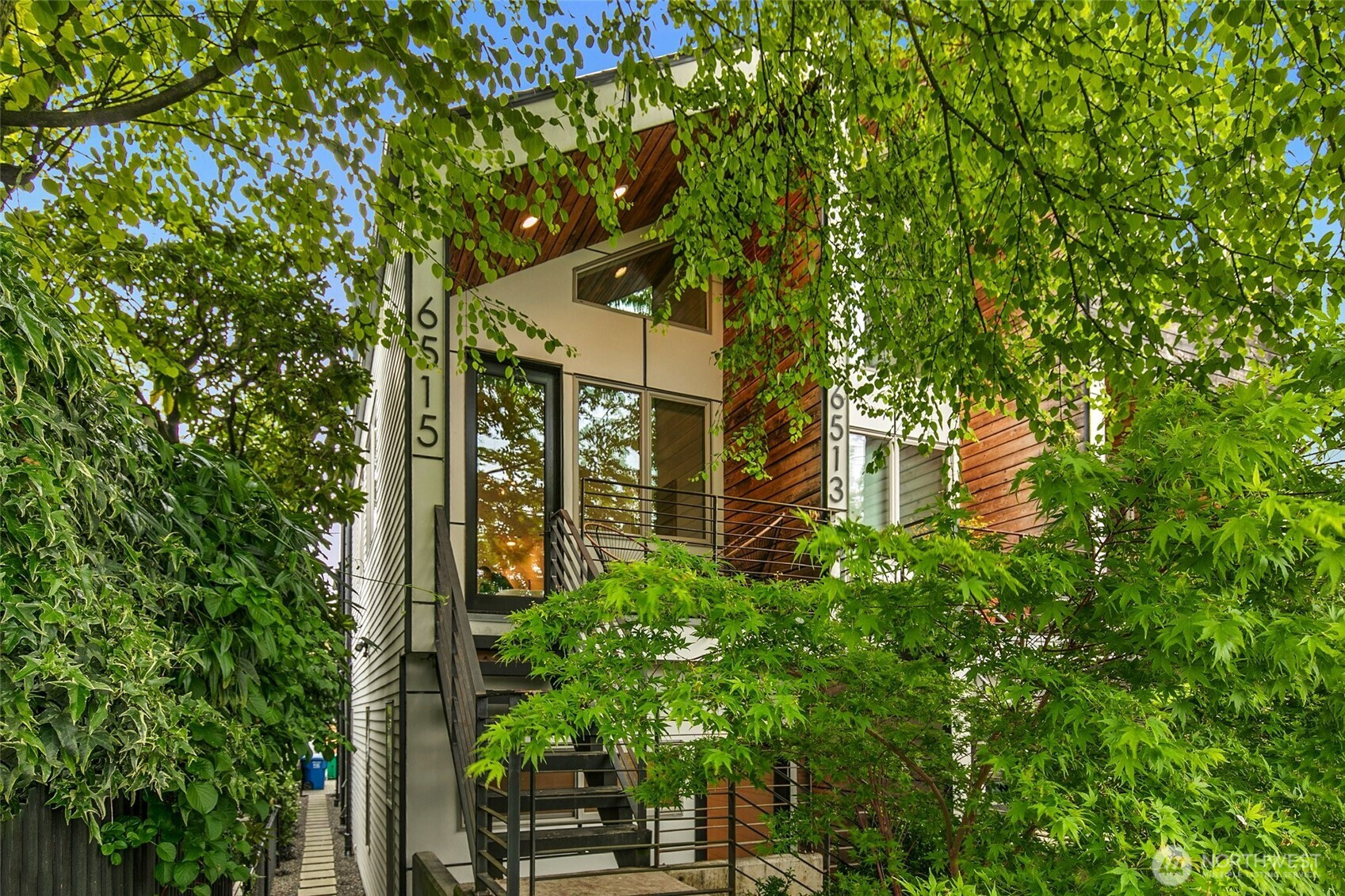 6515 Ellis Avenue S, Seattle, WA 98108