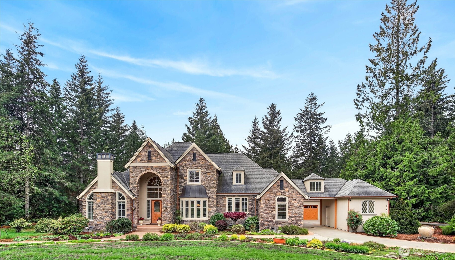 23011 257th Avenue SE, Maple Valley, WA 98038