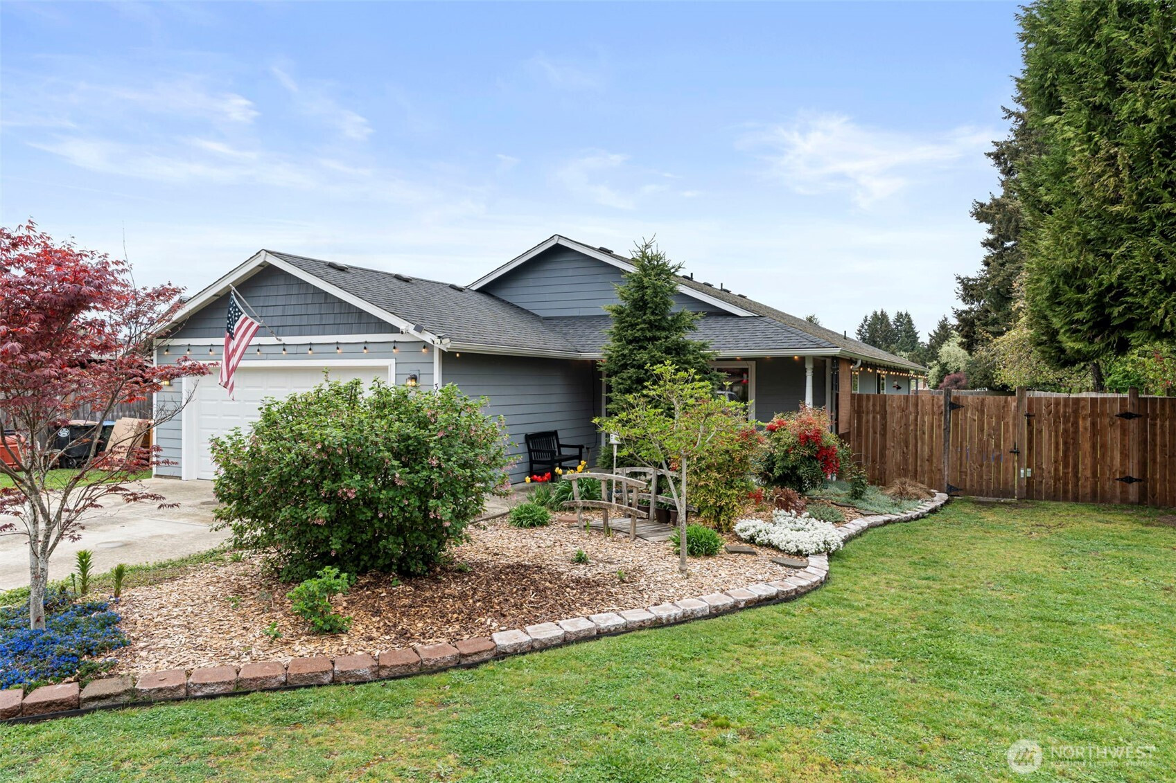 305 E Oakview Avenue, Centralia, WA 98531