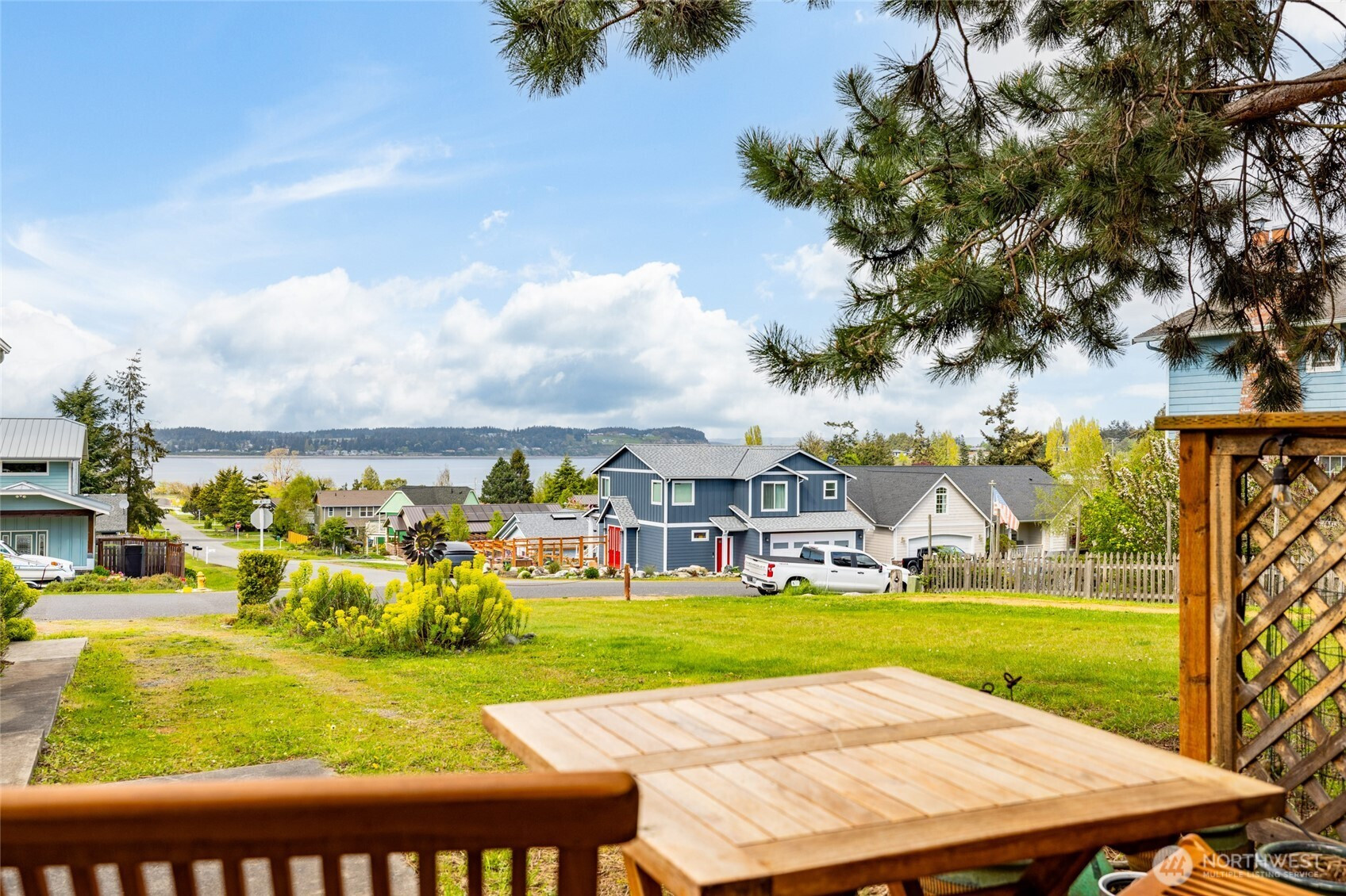 407 NE 4th Street, Coupeville, WA 98239